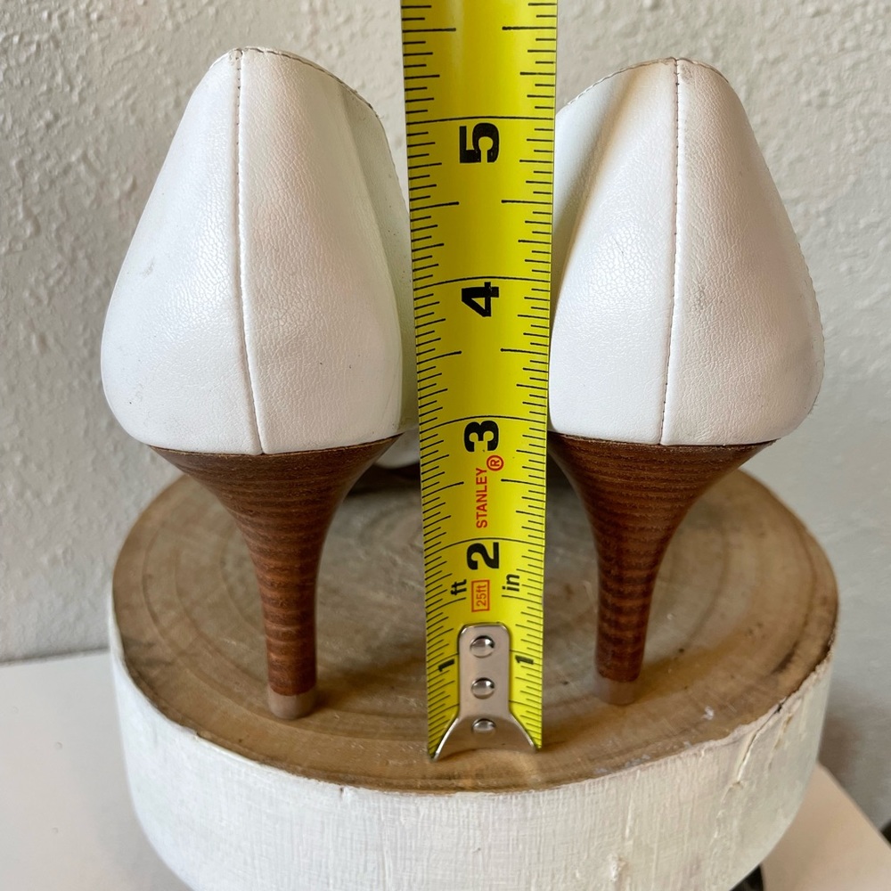 Kelly & Katie White Weave Heels Size 7.5 EUC - Picture 6 of 8